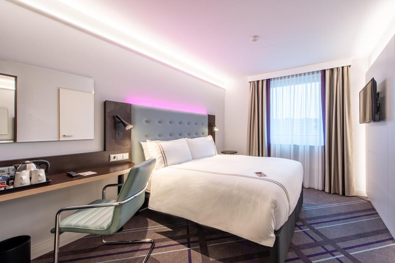Premier Inn Nuernberg City Nordost Екстериор снимка